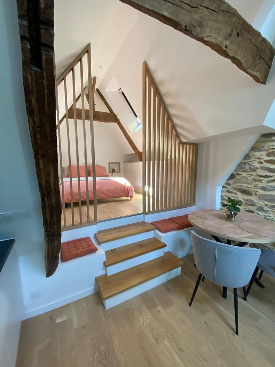 Seating area, Bedroom