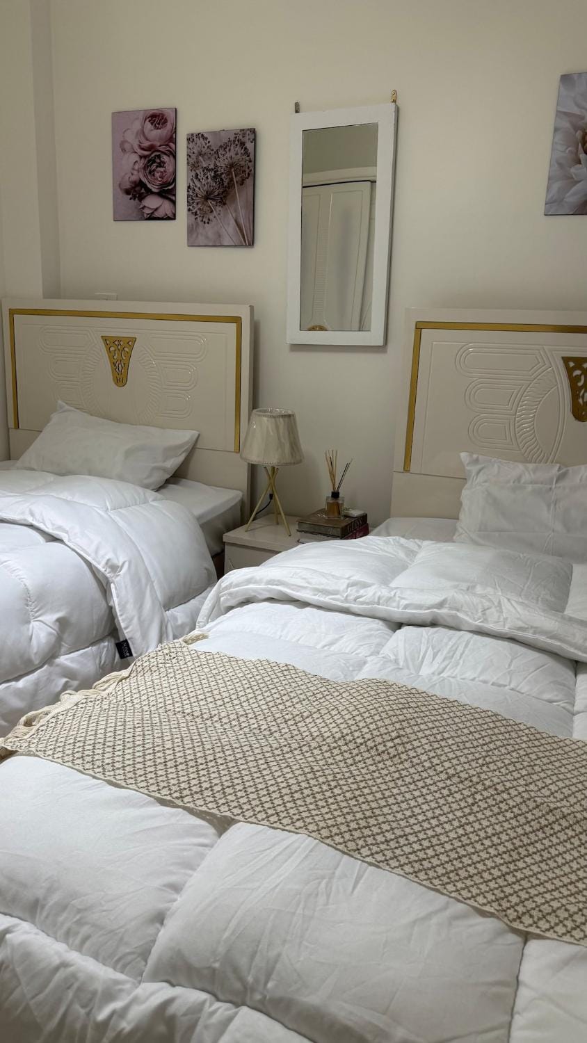 شقه مميزه غرفتين وحمام بمدينتي بالقرب من الخدمات 44 Apartment in Cairo Governorate