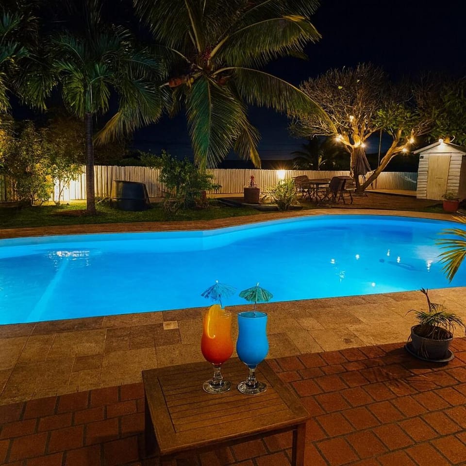 Villa O'rizon Bleu - Piscine XXL et vue mer panoramique sur St Gilles les Bains Villa in Réunion