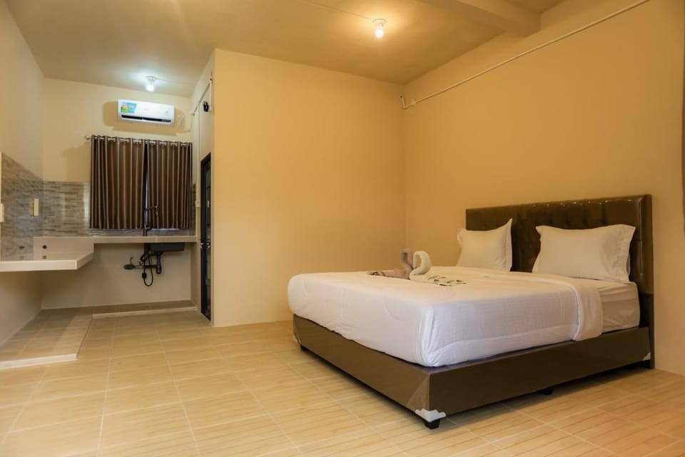 Bed, kitchen
