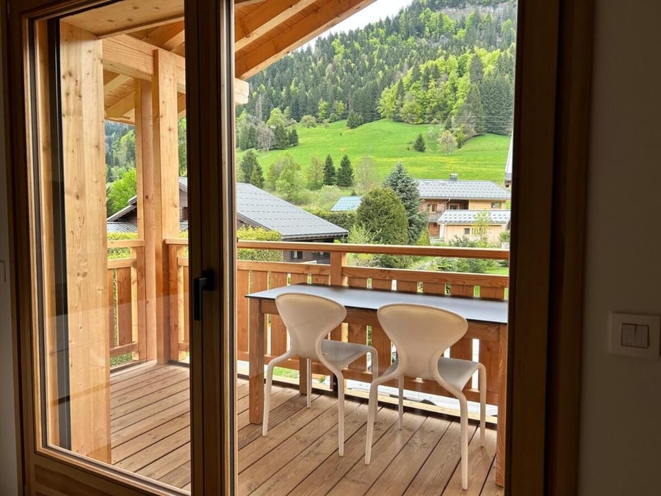 Natural landscape, Balcony/Terrace, Mountain view