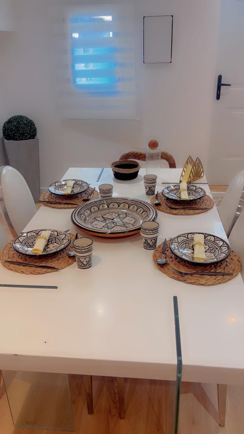 Siraya Luxury near Disney Apartment in Île-de-France