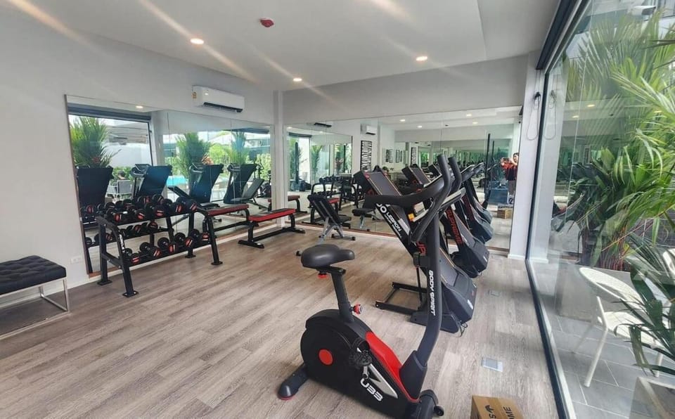 2 bedroom Nimman free gym pool Apartment in Chiang Mai