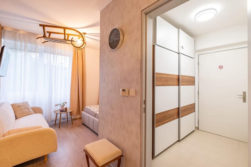 Photo of the whole room, wardrobe