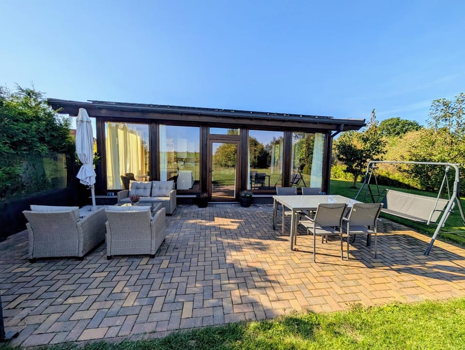 Garden, View (from property/room), Balcony/Terrace, Seating area, Garden view