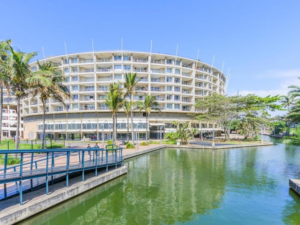 Property building, Lake view