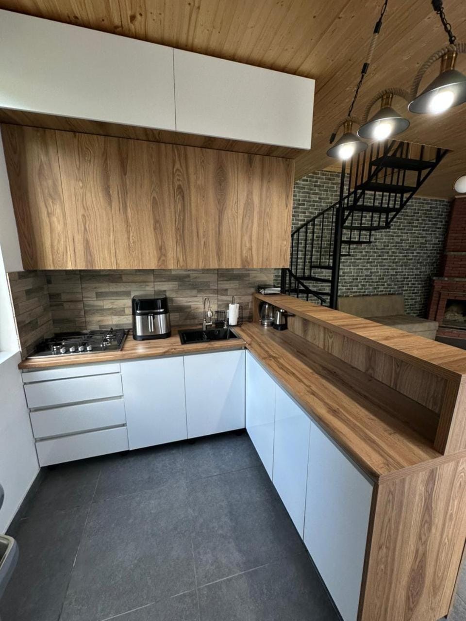 Kitchen or kitchenette