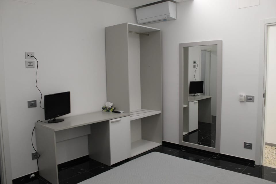 TV and multimedia, wardrobe, air conditioner