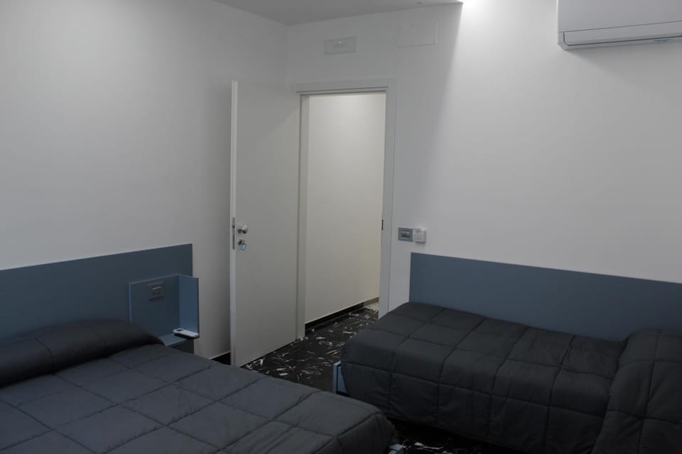 Bed, air conditioner
