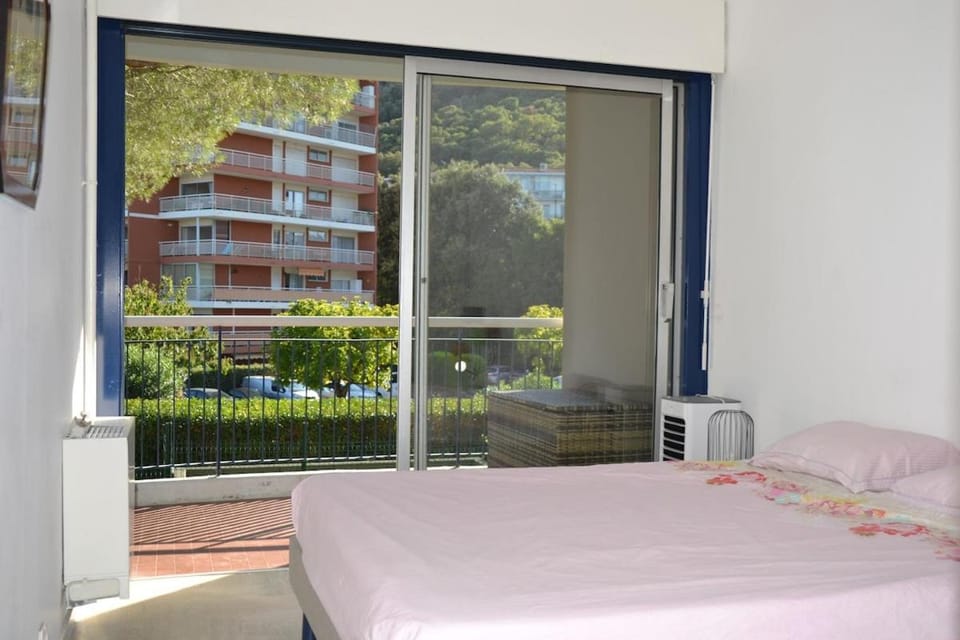 3 pièces moderne et calme, 5 minutes mer et golf Apartment in Mandelieu-La Napoule