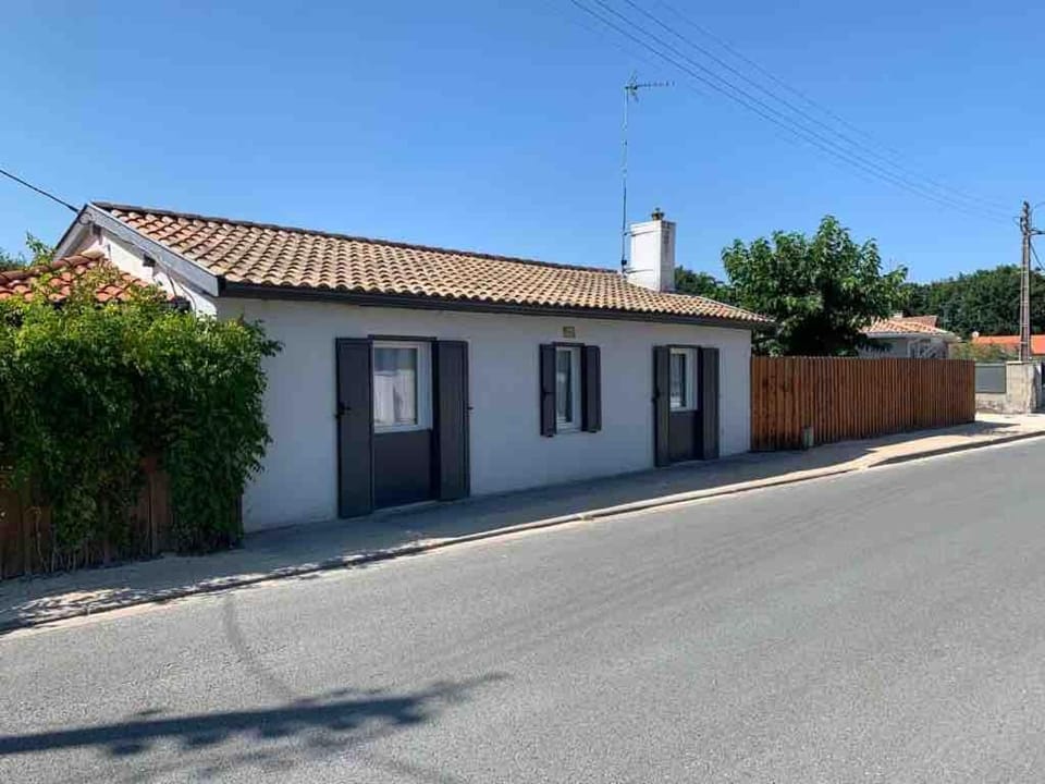 Beautiful Villa for 8 people with pool Villa in Gujan-Mestras