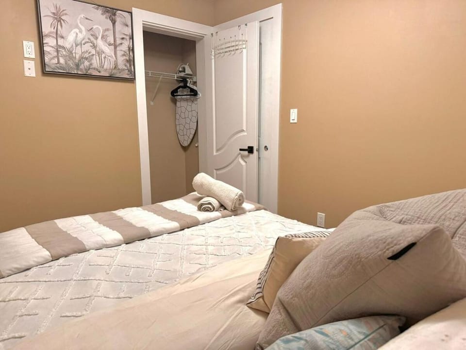Bed, Bedroom, wardrobe