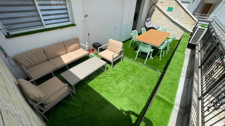 Patio, Spring, Day, Garden, View (from property/room), Balcony/Terrace, Living room, Seating area, Garden view, sunbed
