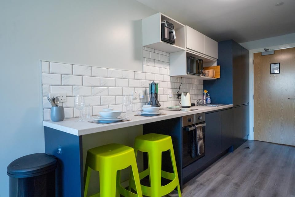 Kitchen or kitchenette, Dining area, oven, stove, toaster