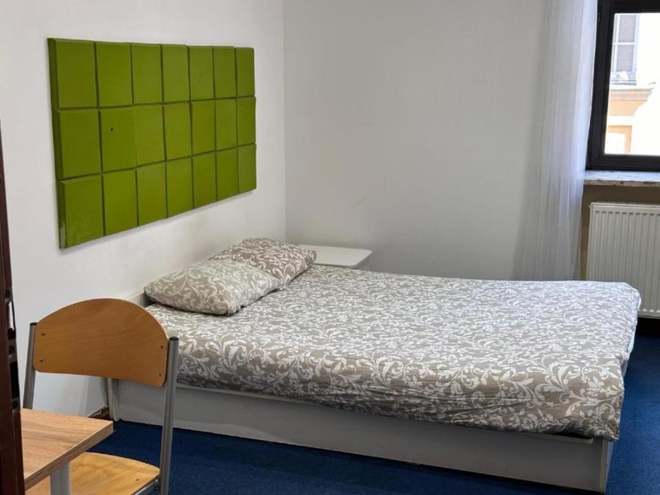 Erasmus Genius Rooms Bed and Breakfast in Poznan