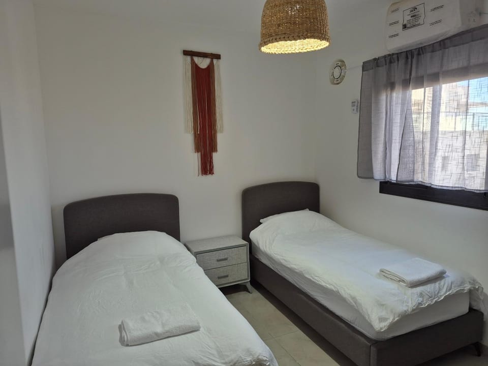 נחת רוח Nachat Ruach Apartment in South District