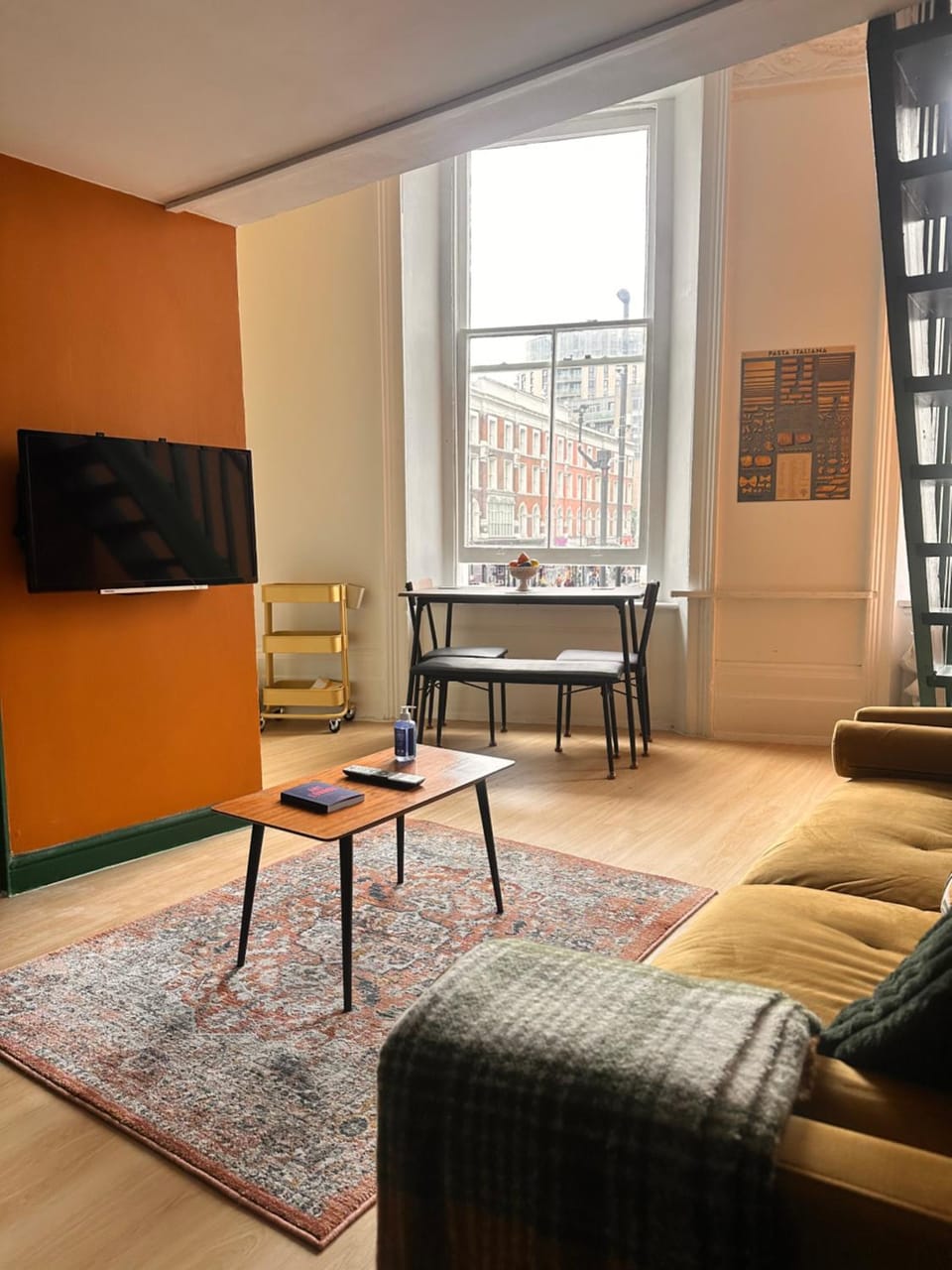 Stylish Dalston Studio Apartment in London Borough of Hackney