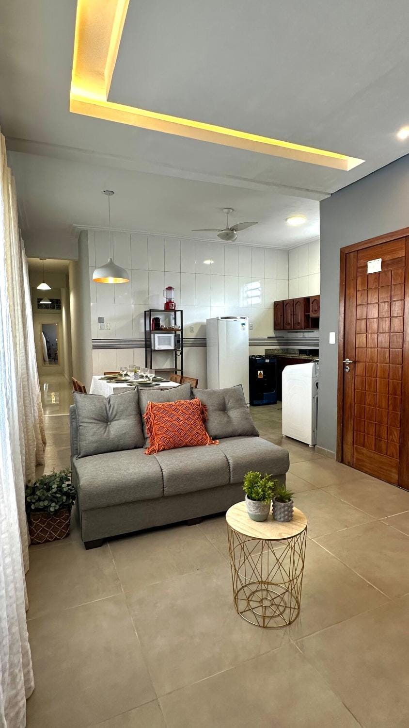 Kitchen or kitchenette, Living room, Seating area, internet, minibar, oven