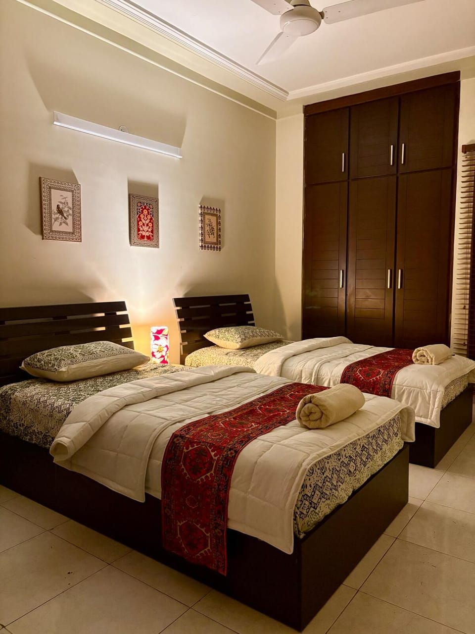 Bed, Photo of the whole room, Bedroom, towels, wardrobe