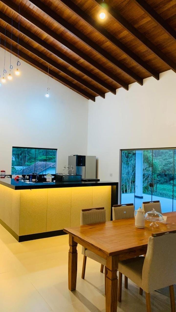 Casa Uliana Aracê Pedra Azul House in State of Espírito Santo, Brazil