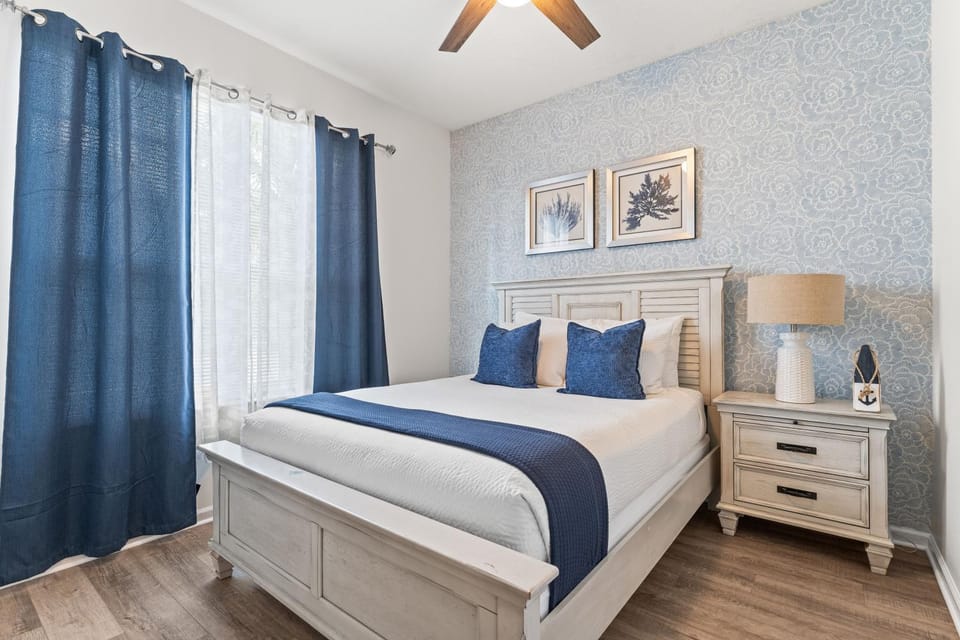 Bed, Bedroom