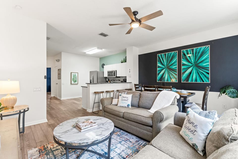 Living room, Seating area, Dining area