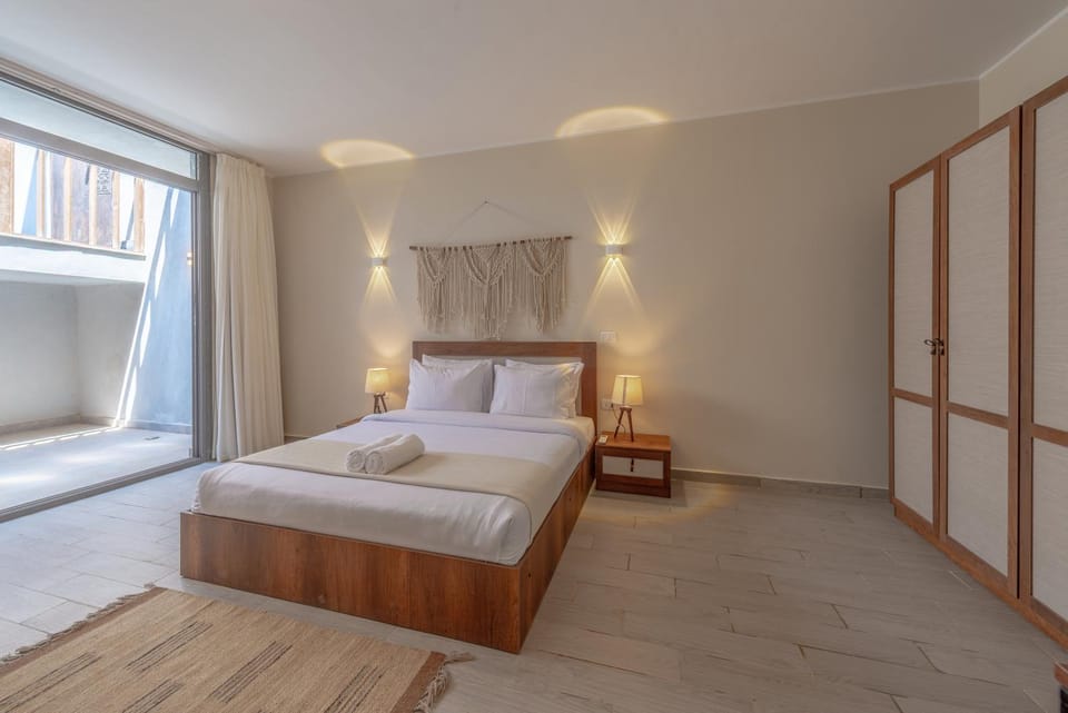 Bed, Photo of the whole room, Bedroom, towels, wardrobe