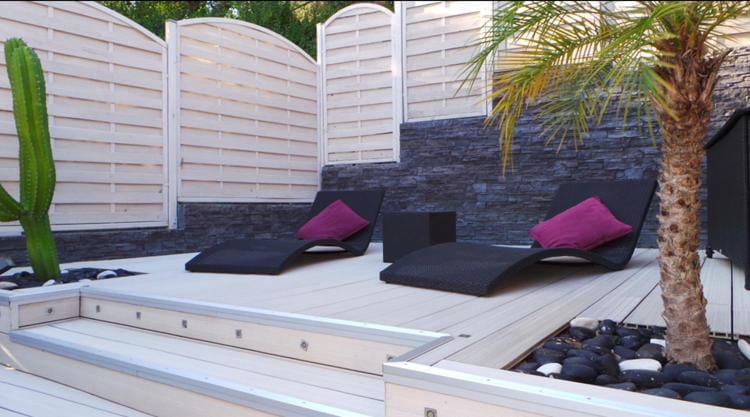 Patio, sunbed