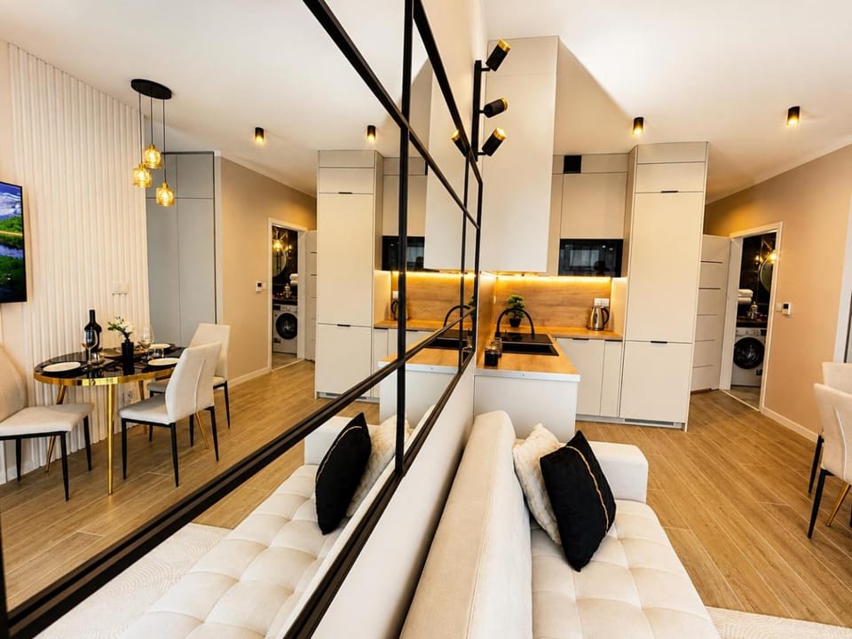 Neon Luxury Apartment & Free Underground Parking Apartment in Poland