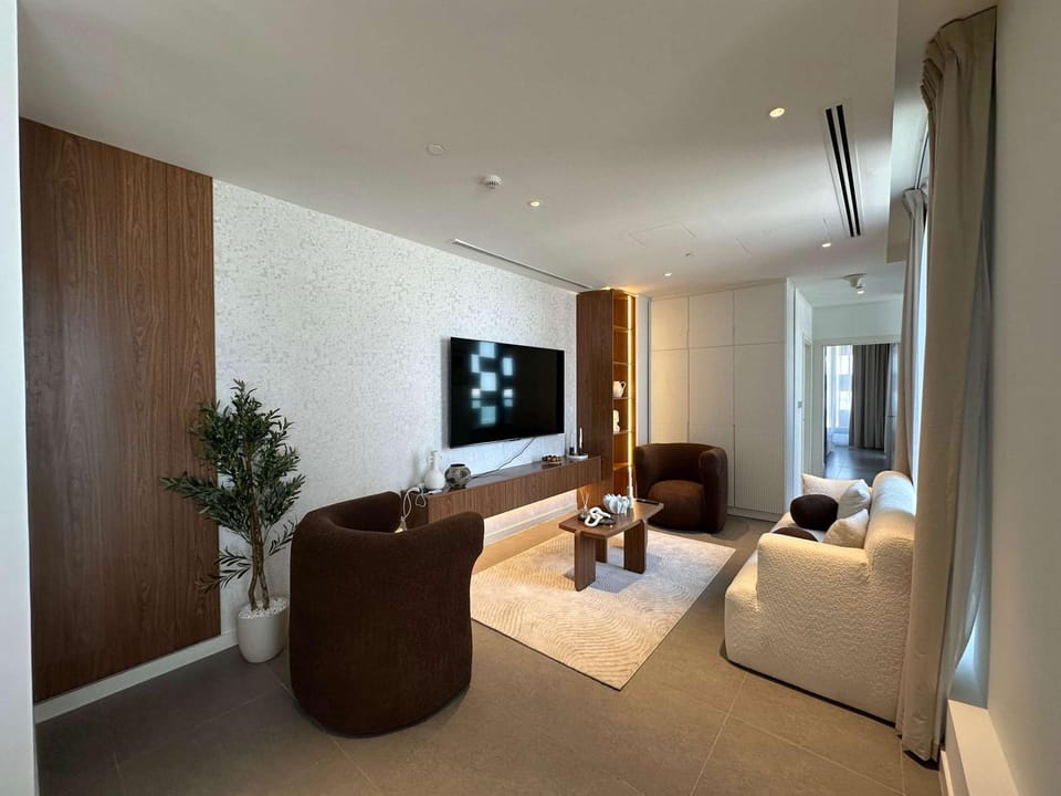 Stylish Waterfront 1BR on Al Reem Island Apartment in Abu Dhabi