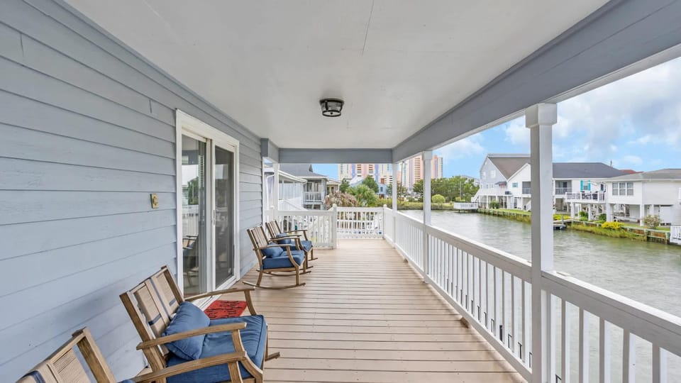 Captain's Cove - Pool Rooftop and Inlet Views House in North Myrtle Beach