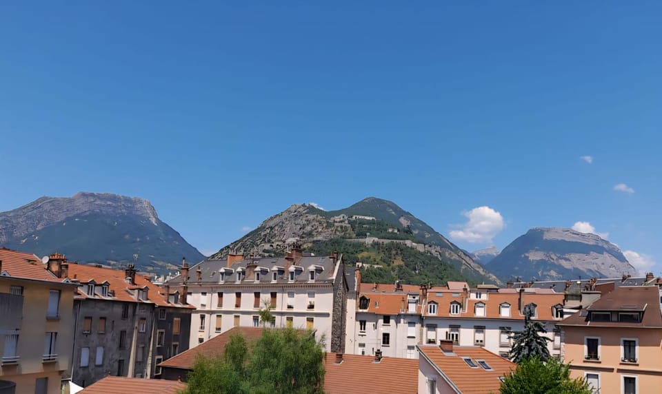 Property building, Day, Natural landscape, Mountain view