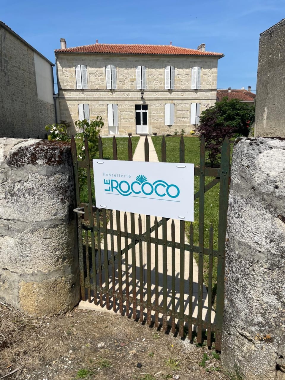 Hostellerie Le Rococo - Couquèques Hotel in Nouvelle-Aquitaine