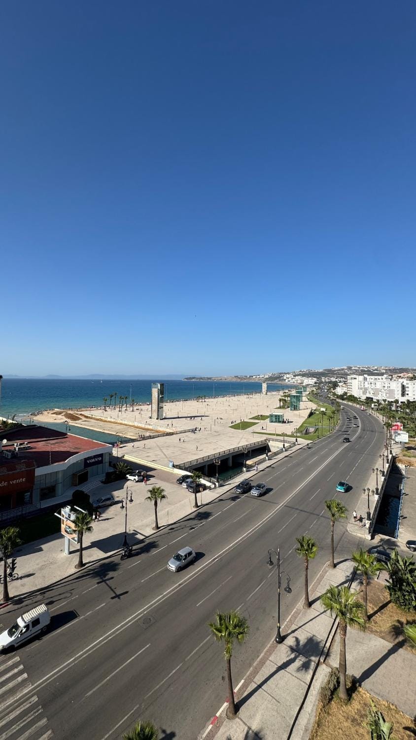 Panoramic Sea View on Malabata Beach, Huge Terrace, Two Bedrooms, Wifi, Garage Apartment in Tangier