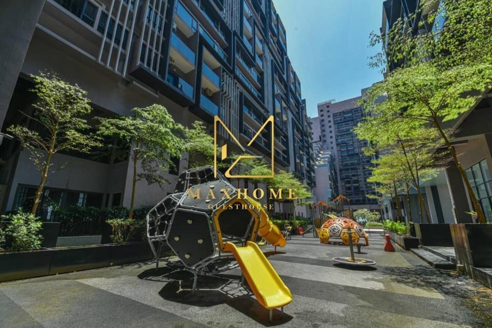 Day, Children play ground