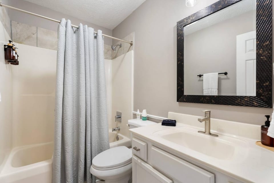 Bathroom, Bath, flat iron, hair dryier, towels