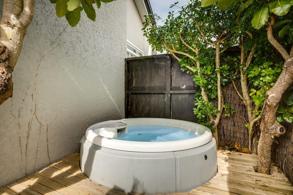 Day, Natural landscape, Hot Tub
