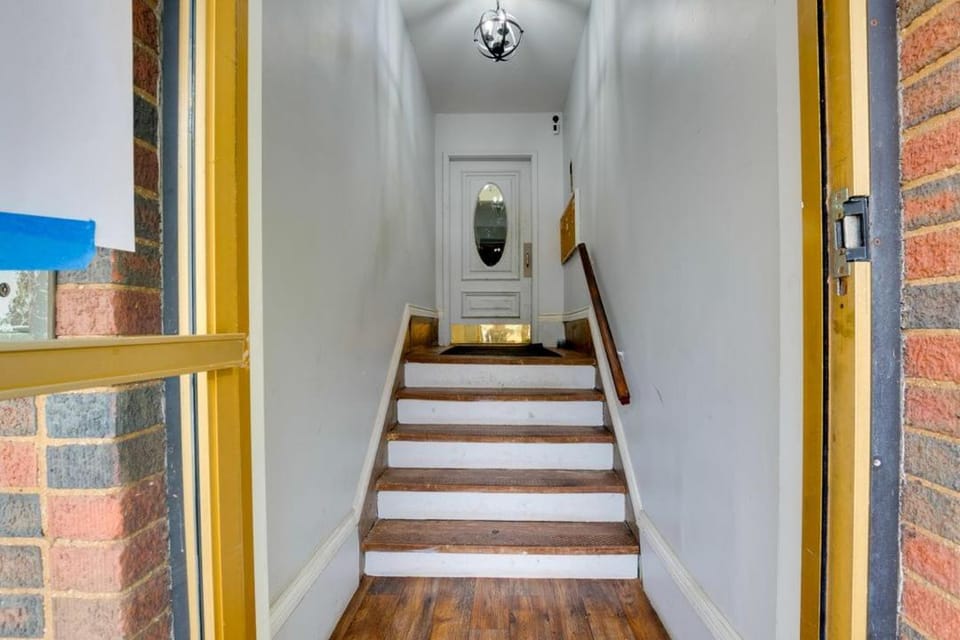 Cozy Condo Jersey City Apartment in Kearny