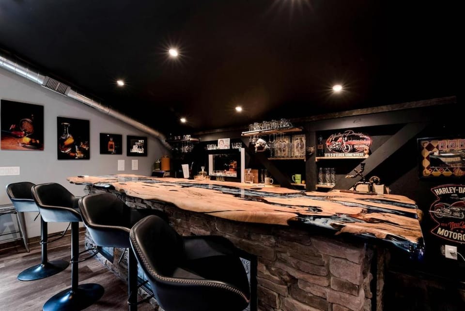 Lounge or bar