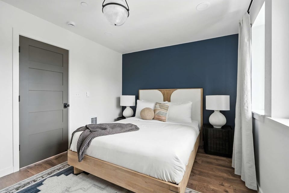 5BR at The Adelynn - Luxury Build - Walk to All House in Portland
