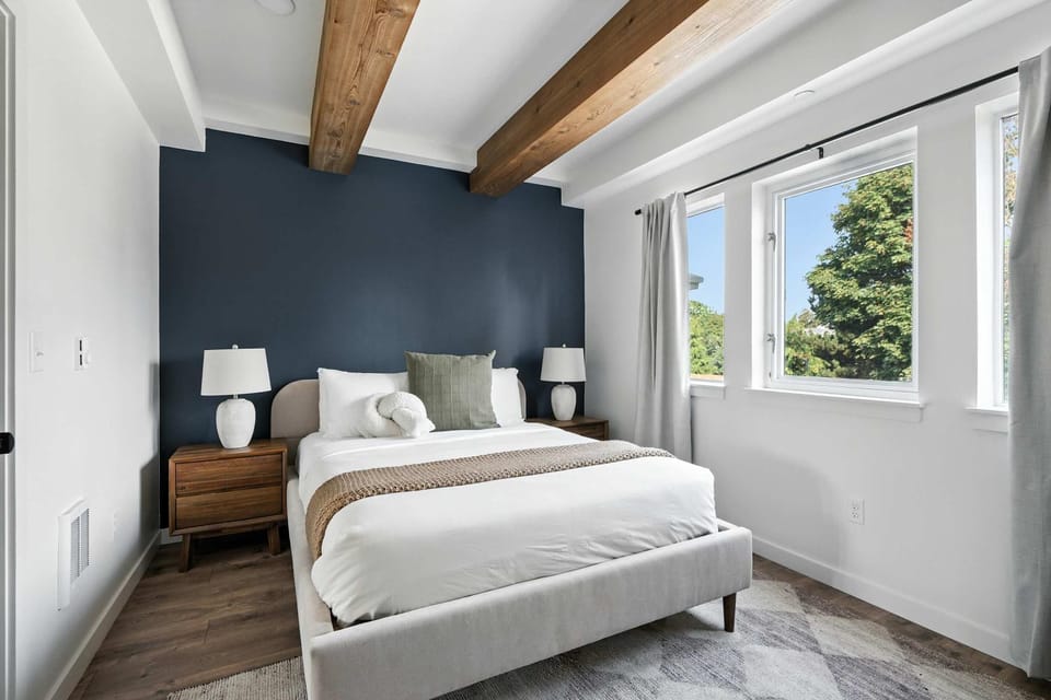The Adelynn - New Luxury Build in Center of PDX Apartment in Portland