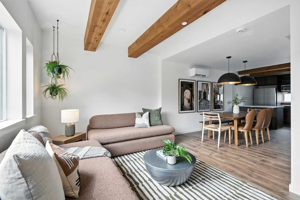 The Adelynn - New Luxury Build in Center of PDX Apartment in Portland
