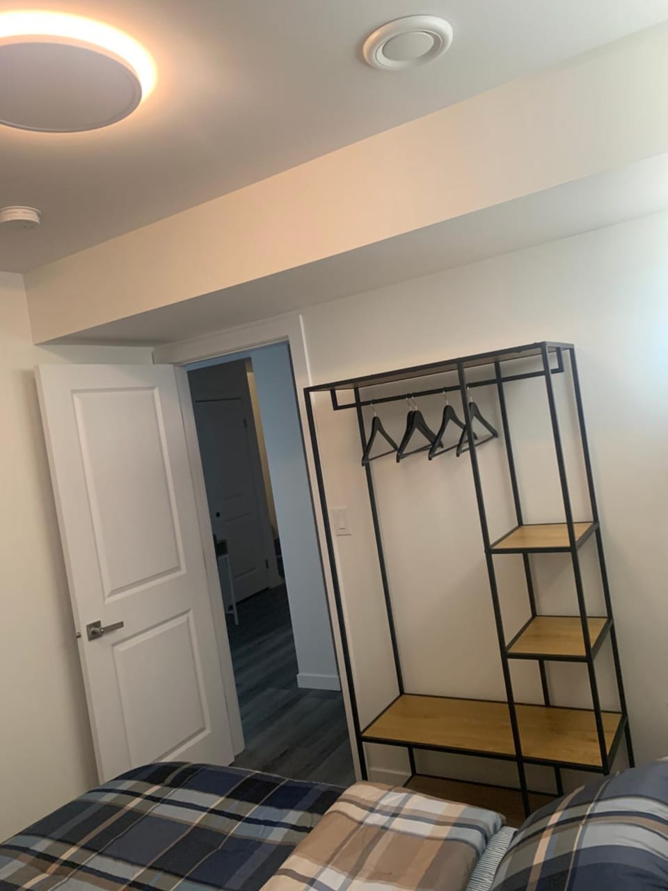 Friendly Extended Stay and Comfort Apartment in Winnipeg