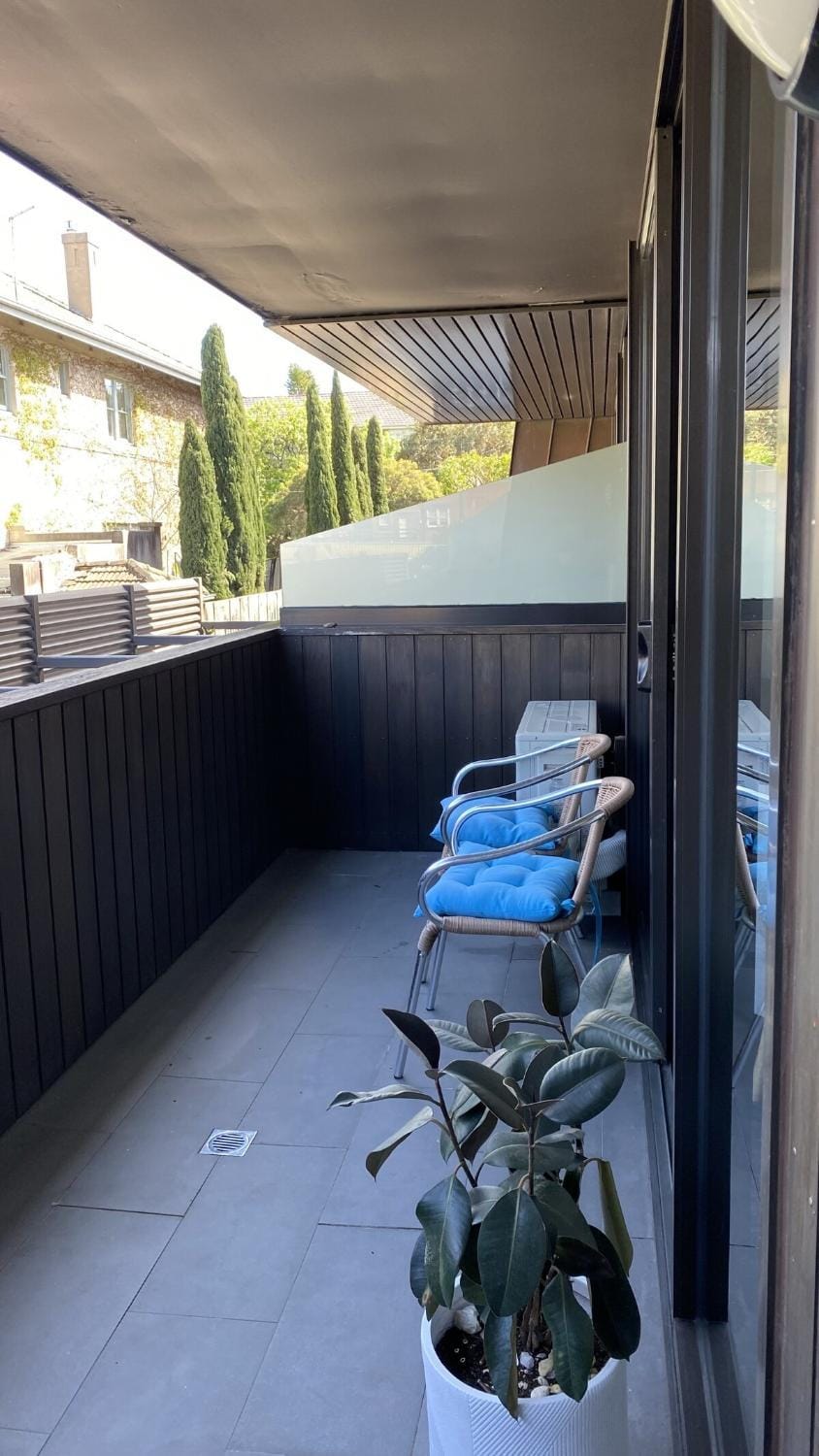 Patio, Day