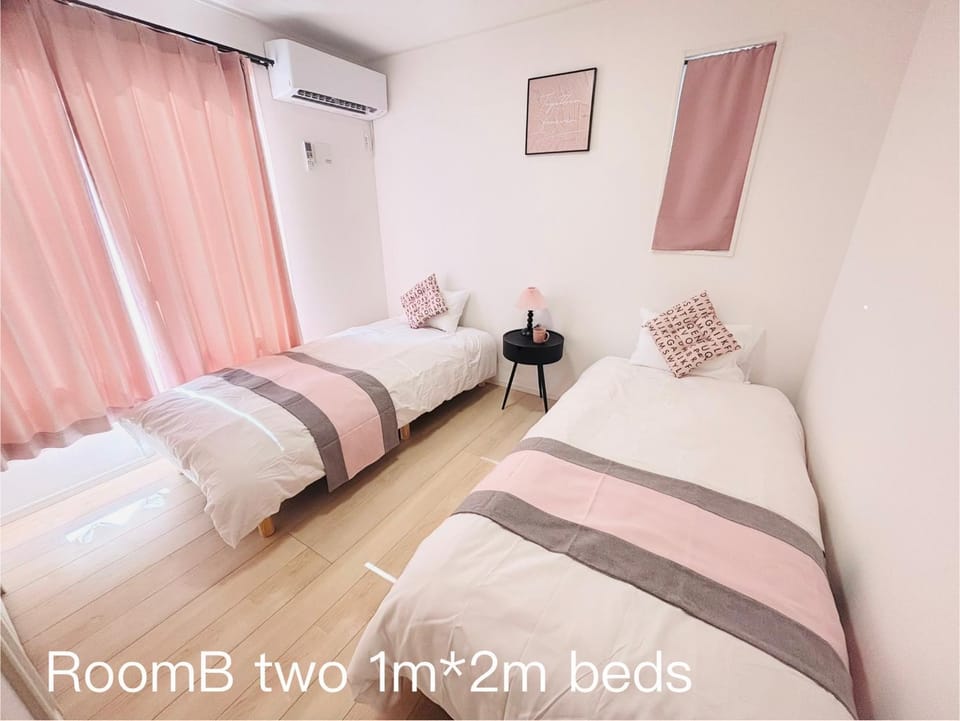 ZZOKIAI緋桜 Open in September 2025! 30-second walk to the sea!4LDK!Free parking! Villa in Okinawa Prefecture