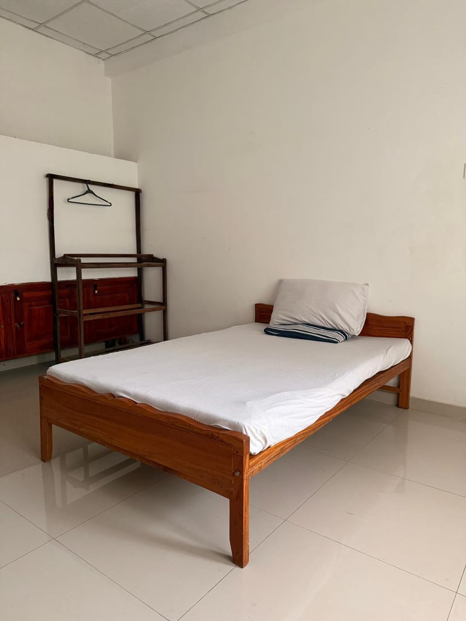 Budget Single Room Farm Stay in Tangalle