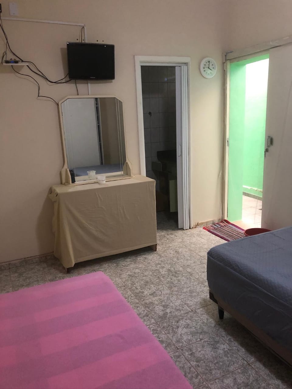 Suites Pitangueiras Bed and Breakfast in State of São Paulo