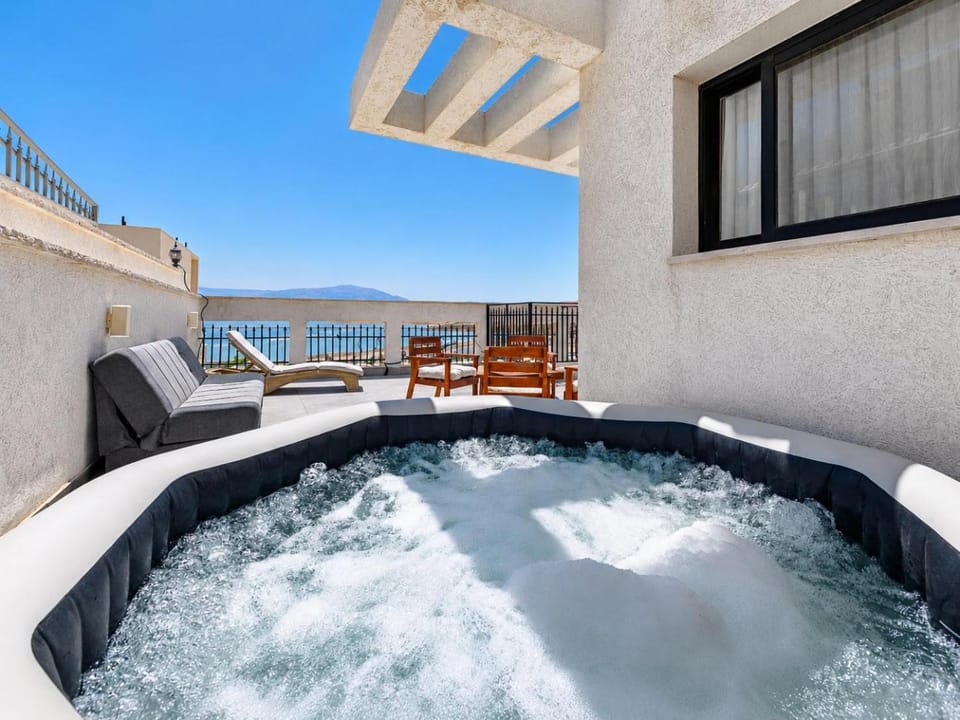 Day, Hot Tub, View (from property/room), Mountain view