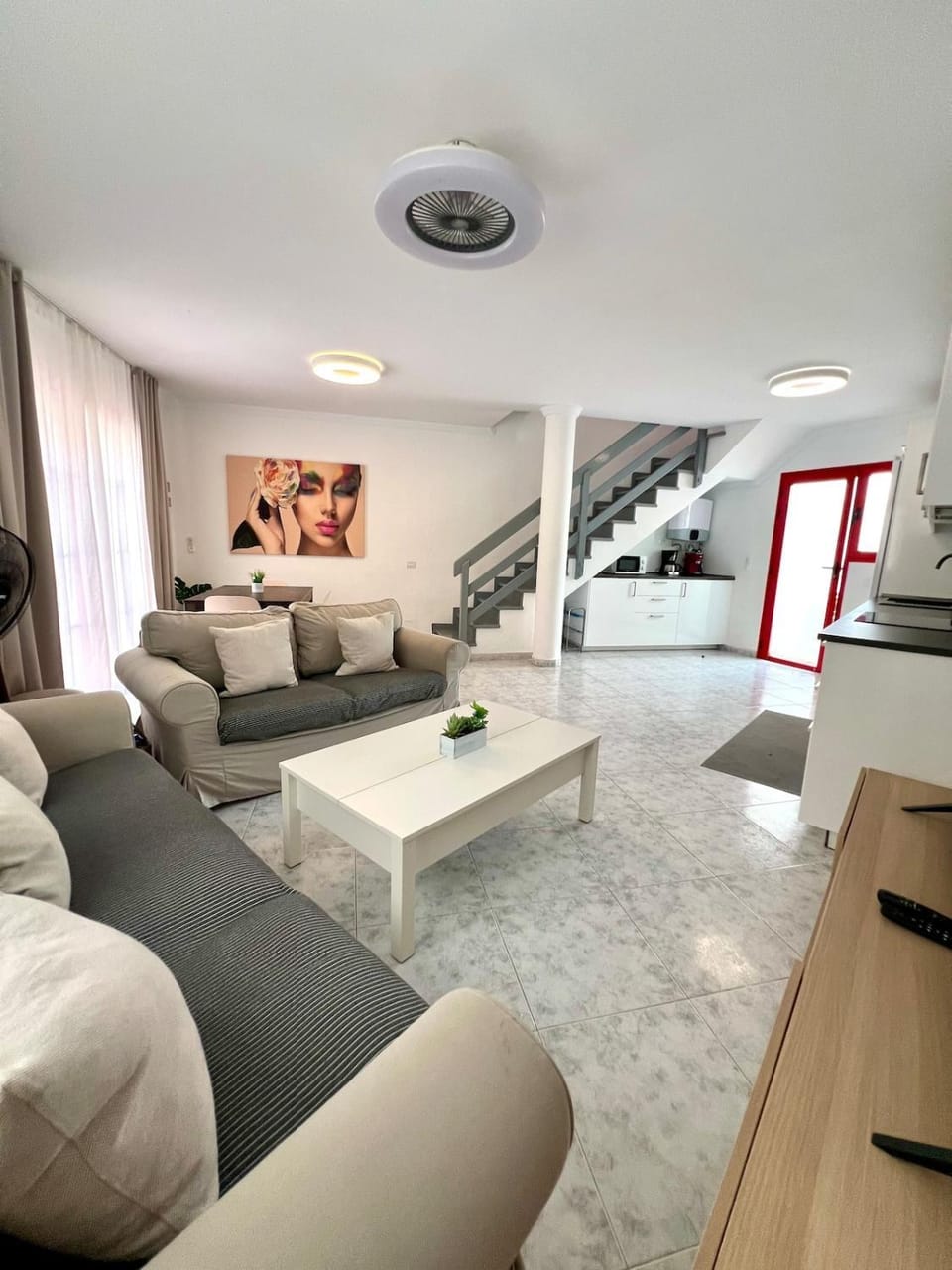Quiet Corner by the Beach Apartment in Comarca Sur