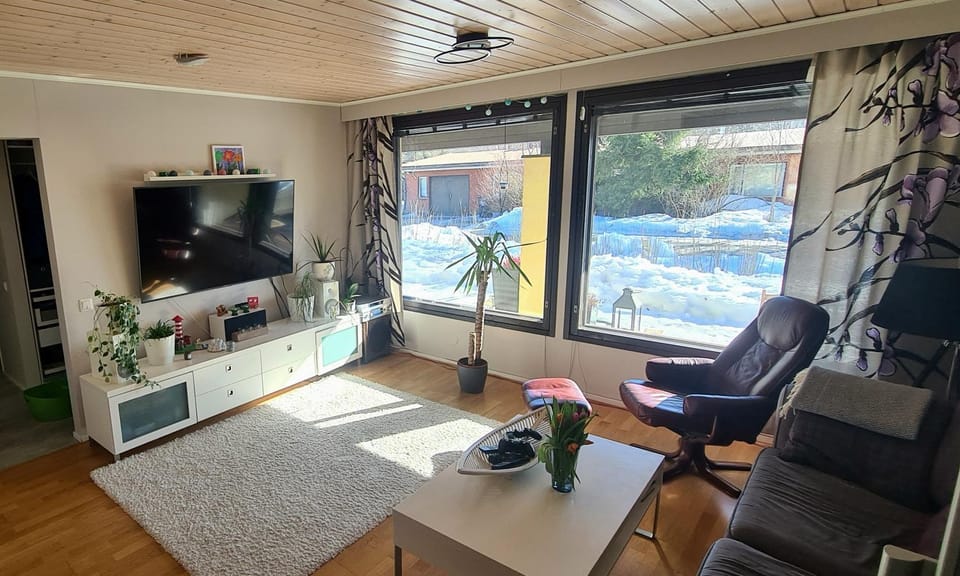 Communal lounge/ TV room, Living room